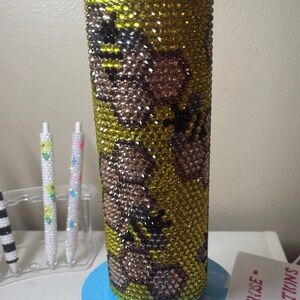 Rhinestone Bumble Bee with Honeycomb